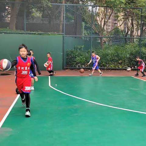 “星河篮球”🏀训练剪影