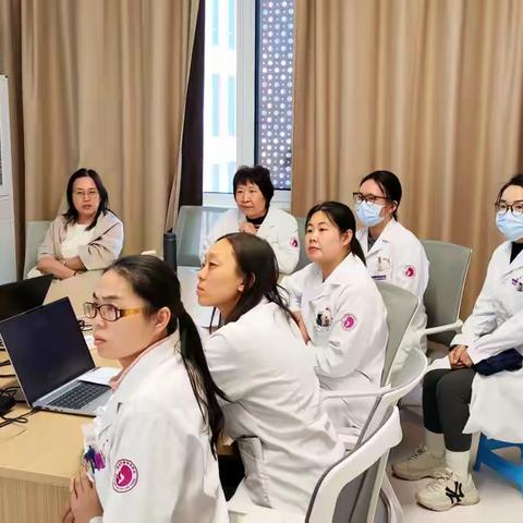 协和名医传经送宝，共话妇科发展新篇章——记冯凤芝教授莅临我院指导交流