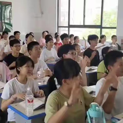 以赛促教提质量 “英”姿飒爽展风采