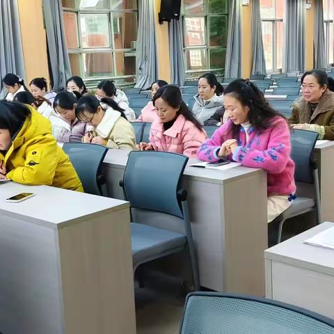 光山一中英语组 校本教研活动纪实