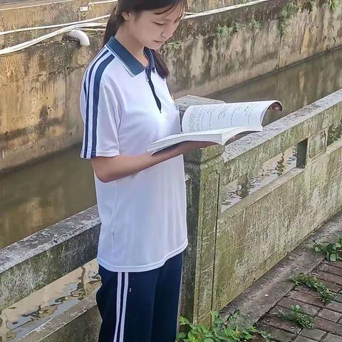 19环保2班读书分享会