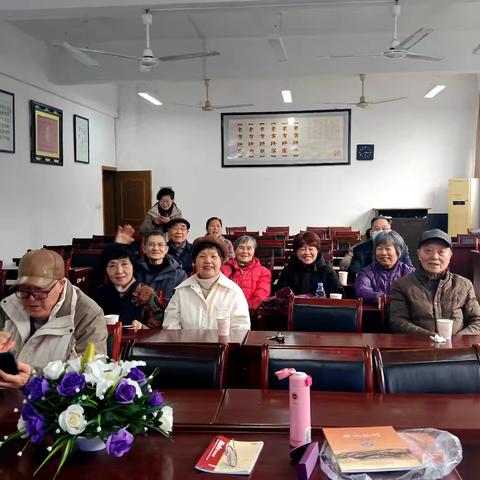 开启新程 讲学先行