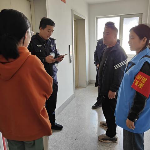 榆山街道云锦社区：警格网格齐发力，文明养犬有“底气”