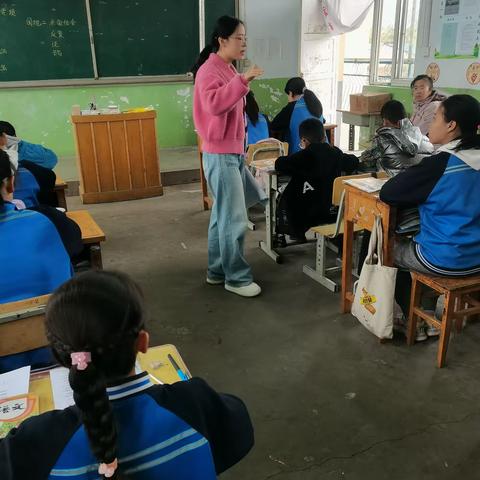 郑柴小学以教促研-听评课活动