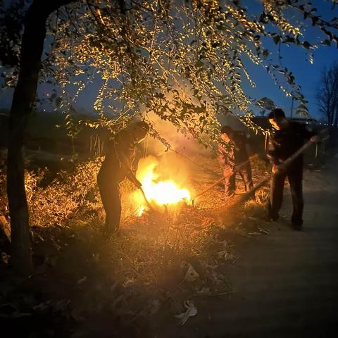 网格夜巡遇火情，紧急处置除险情