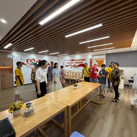 倾听劳动者声音 促工会驿站服务提升——东韵社区新就业劳动者座谈会