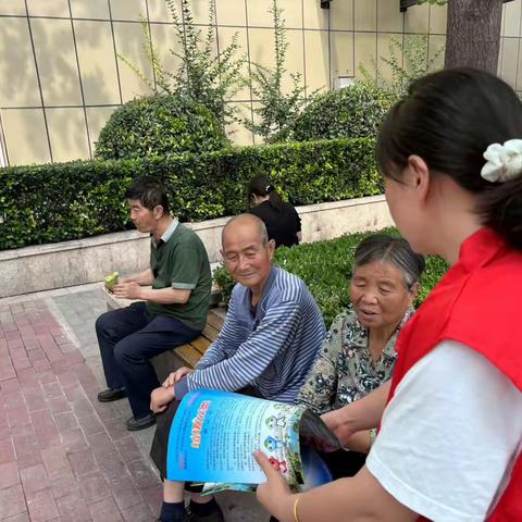 “垃圾分类进小区，环保理念入人心”吴家堡街道毕塬路社区开展垃圾分类宣传活动