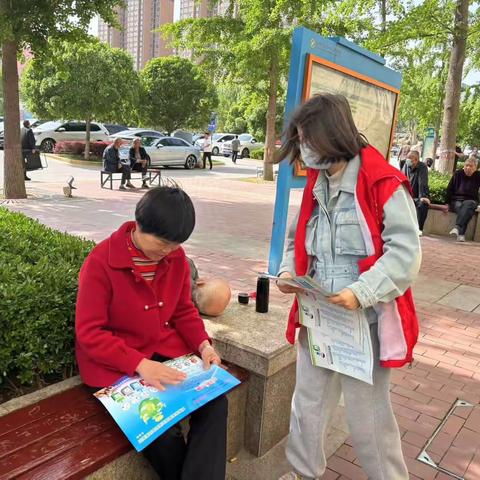 吴家堡街道毕塬路社区开展“垃圾分类一起来，小区美丽靓起来”