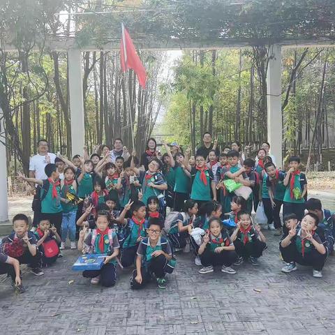 秋是丰收，是又一年成长 301快乐中队秋游掠影