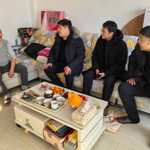市公交公司2026年春节走访慰问退休老领导