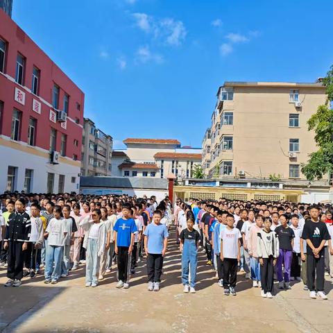 乘蛟龙之势，赴未来之约——潍坊三中初一年级开学典礼