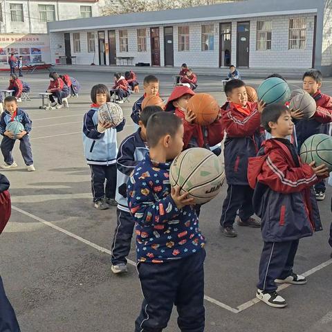 黄口小学篮球社团