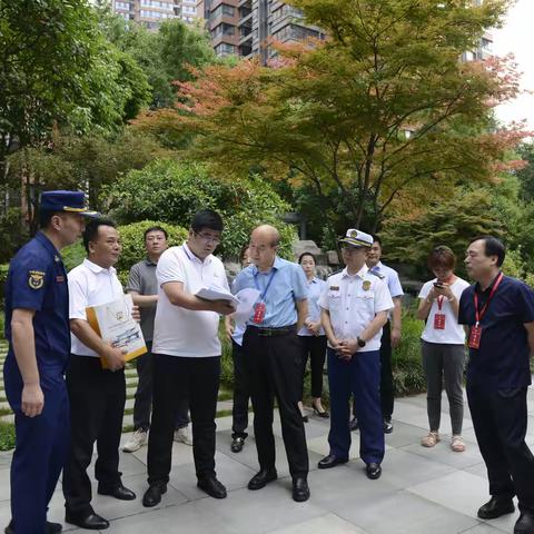 区政协组织视察高层建筑消防安全工作