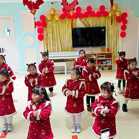 萌娃闹新春•小马迎新年