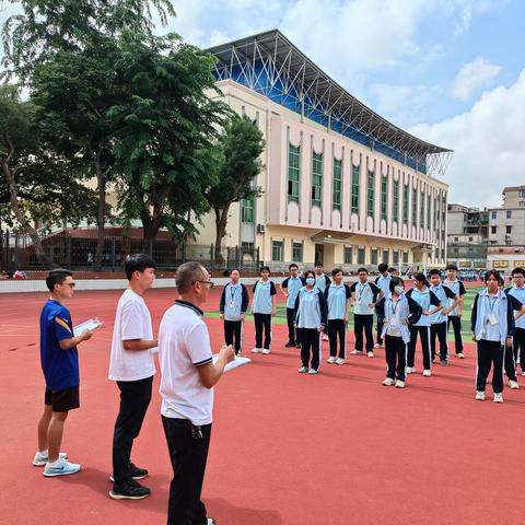 听课互学习，交流促成长——云龙中学体育组到琼山中学跟岗学习