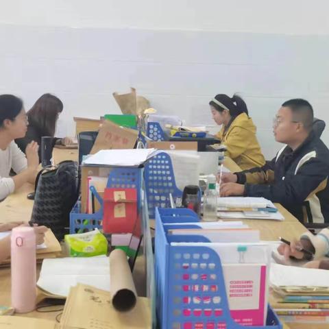 "教"以潜心，"研"以致远 ——新密新区实验小学道法教师云端观摩学习《读本》教学研讨活动