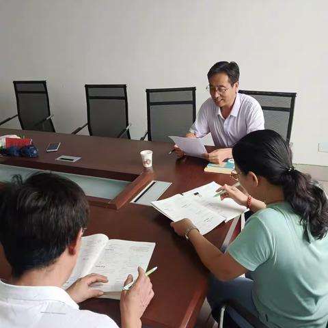 教无涯，研无尽——上林学校初中部物理组党员示范课活动