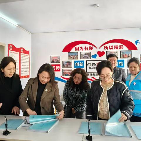 市科协副主席周红霞一行深入陕州区原店镇北区调研指导社区科普工作