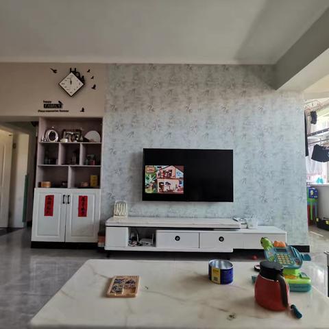 铁路局七街A区房东首次出租，精装拎包即住！近乌鲁木齐铁一中（第六十八中）铁一小（第七十九小）