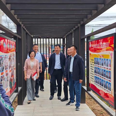 “以爱之名，传递希望”---杨楼联小爱心捐赠活动