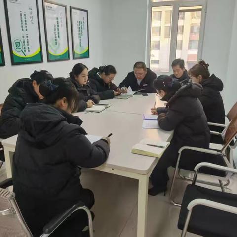 【砥砺深耕 履践致远】 记录1月，属于馨合佳苑物业人的“热辣滚烫”