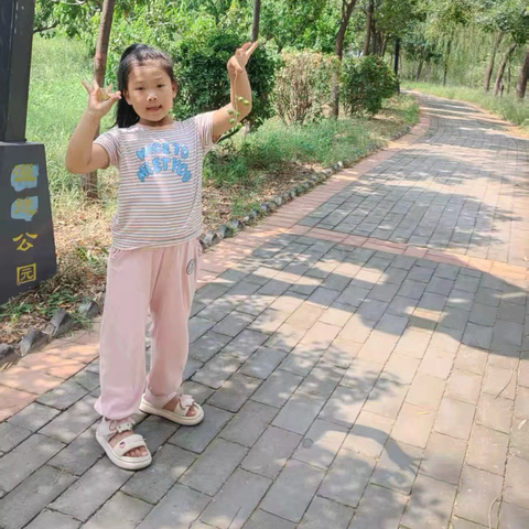 走进绘本故事 聆听最美童声——新城镇中心幼儿园绘本故事分享活动