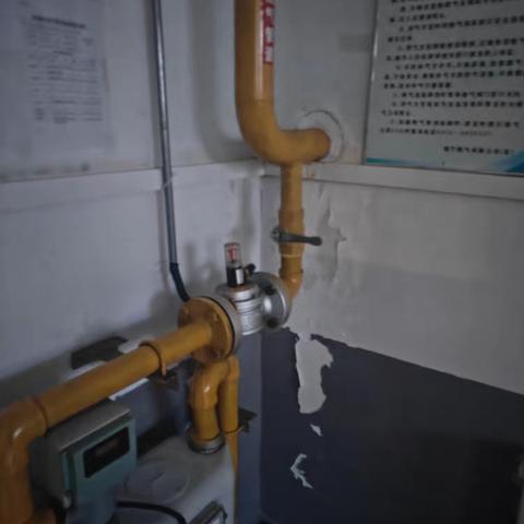 中膳餐厅班后检查。