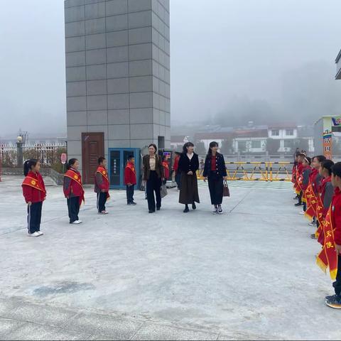 平利县“三区人才”支持计划骨干团队定点帮扶活动走进钟宝小学