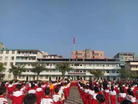 不忘安全行志远，不负岁月勇作为