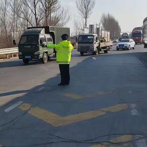 青春战一线！ 沈阳分公司沈北新区收费站卢帅：“百日会战”中的服务先锋