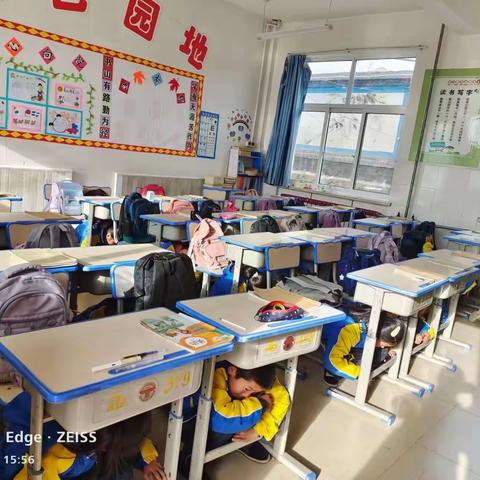 生命无彩排，防患于未然——哈尕滩小学地震防踩踏安全演练