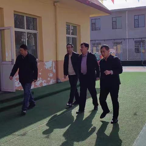 洪洞县教体局领导一行到校检查指导工作