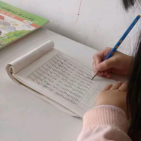 我是桥头镇杜家地幼儿园大班学生冷海涛打卡第一天