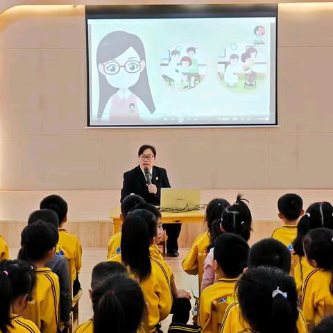 田东县第五幼儿园开展法制进校园宣讲活动