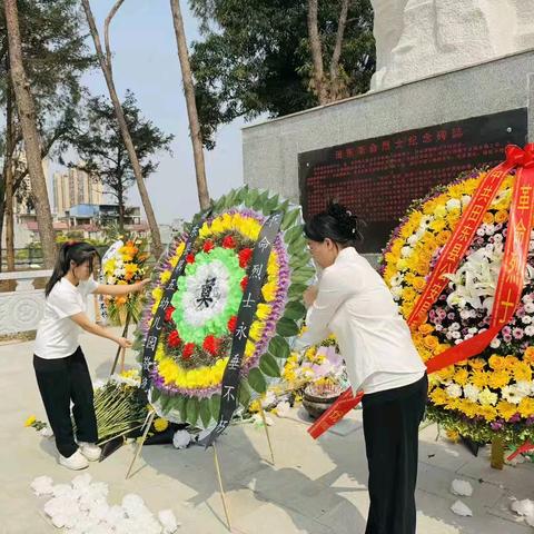 [党建引领]缅怀先烈铸师魂，砥砺初心担使命————田东县第五幼儿园党团支部联合开展烈士陵园祭扫活动