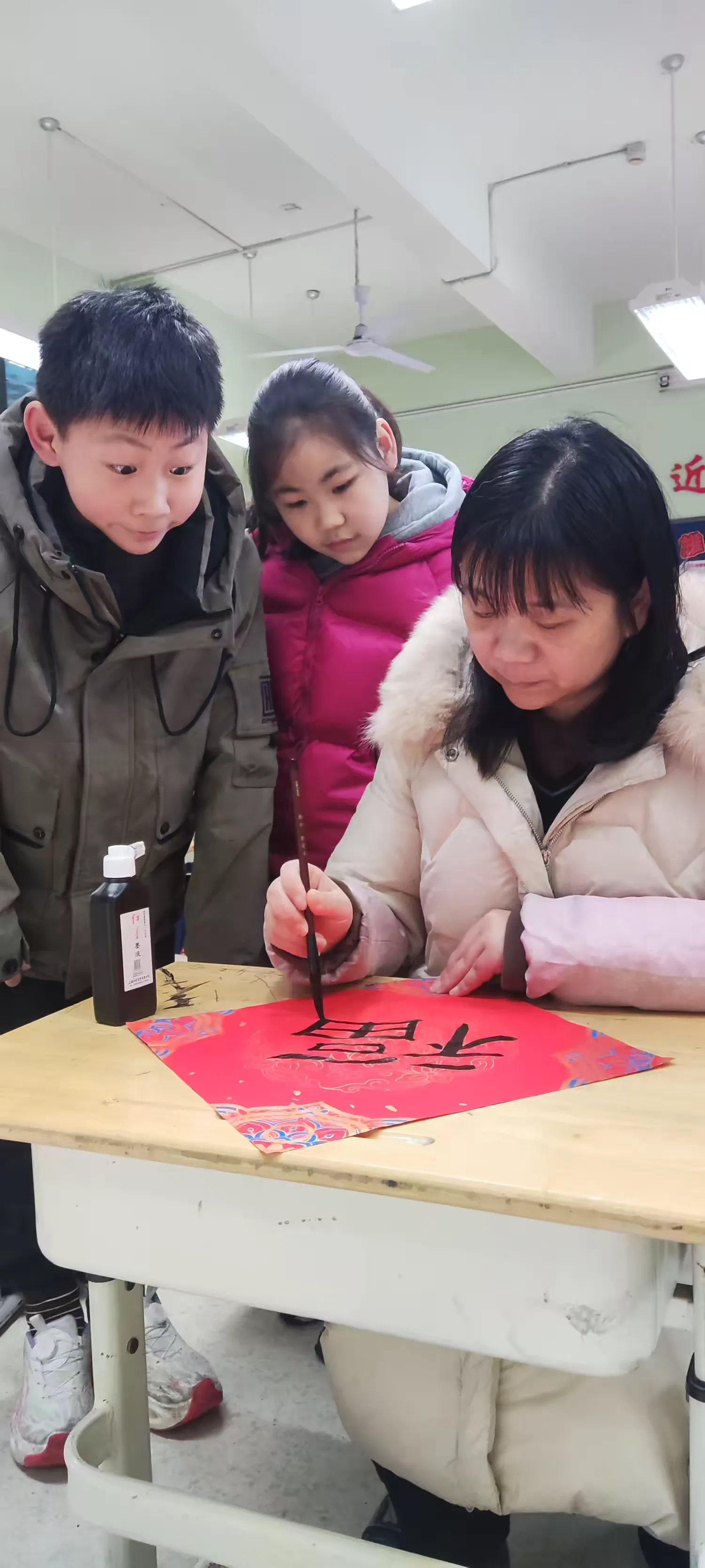 图片[14]-书香润童年，福马迎新春！小志老师受邀到白鹭街小学讲书法-52书法博客