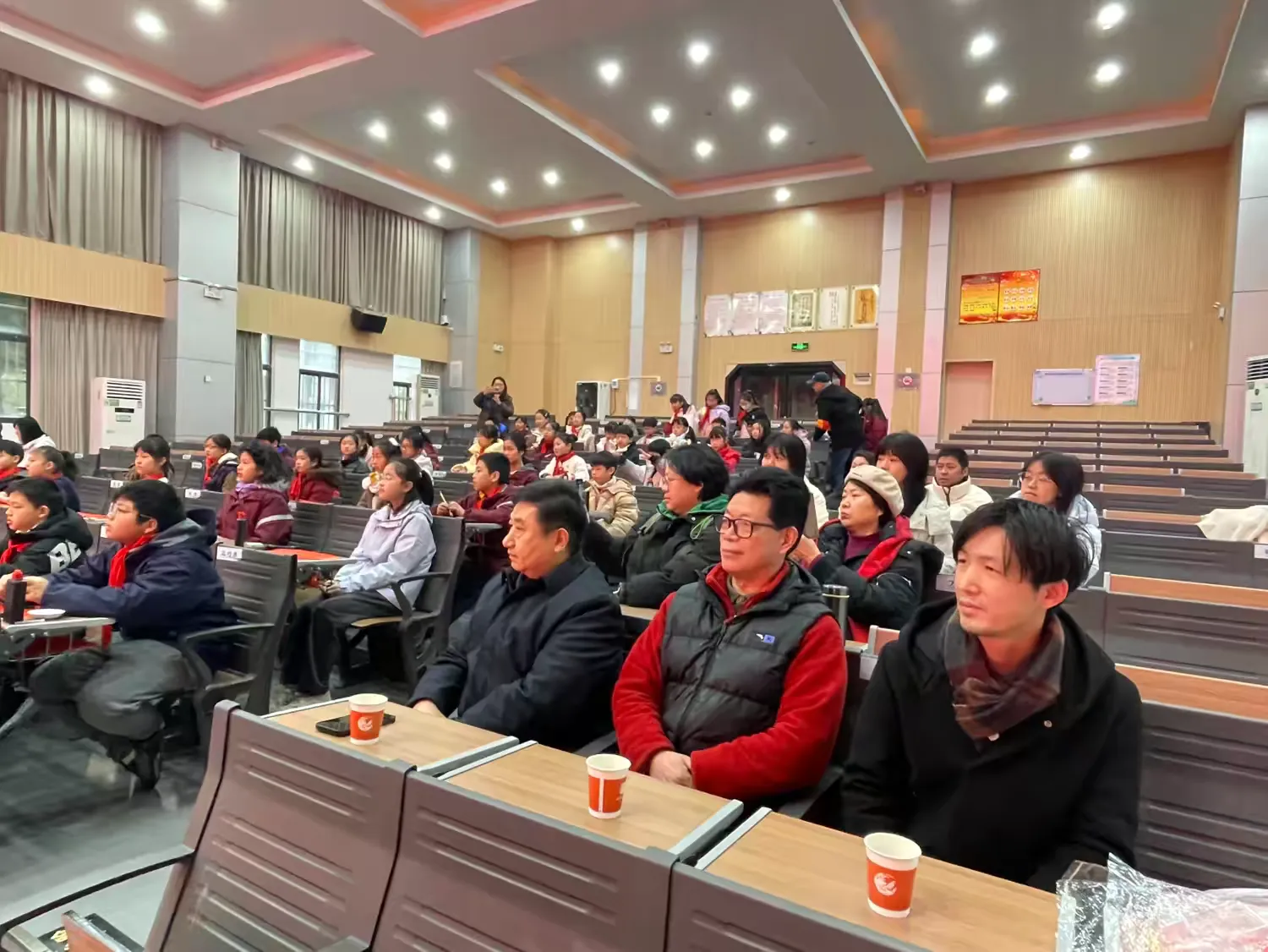 图片[5]-书香润童年，福马迎新春！小志老师受邀到白鹭街小学讲书法-52书法博客