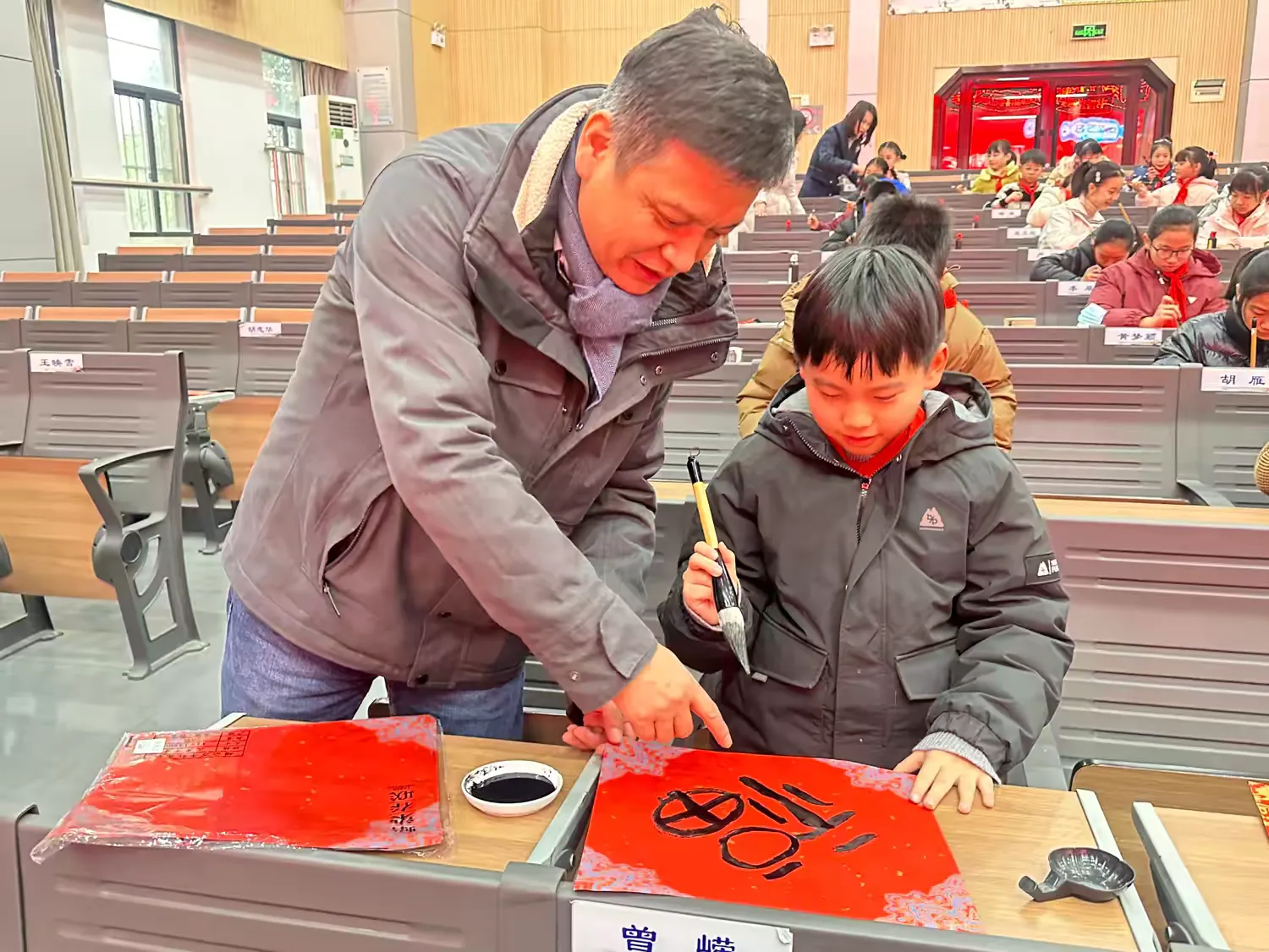 图片[12]-书香润童年，福马迎新春！小志老师受邀到白鹭街小学讲书法-52书法博客