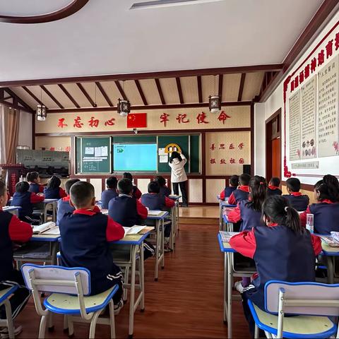 托克扎克镇中心小学数学教研活动