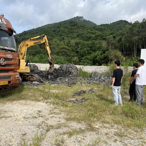 五指山市农业农村和水务局开展第一阶段废旧农膜、农药包装废弃物回收验收工作