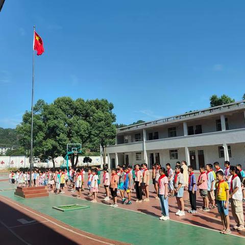 “我爱运动，我最快乐！”——温盘小学趣味运动会