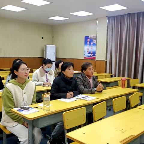 “教”学路漫漫，“研”途皆风景---政史地教研组教研活动