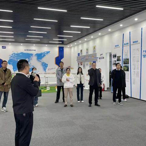 结合市委书记秦保强调研召陵区的讲话精神，中青班一组就如何高质量发展宠物行业进行专题调研