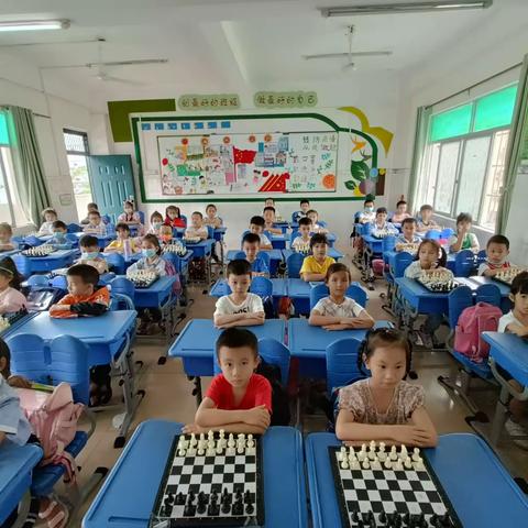 以棋益智 助力“双减”—三亚市第二小学国际象棋课堂掠影