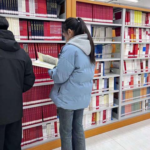 金融服务与管理一班班级读书日活动总结