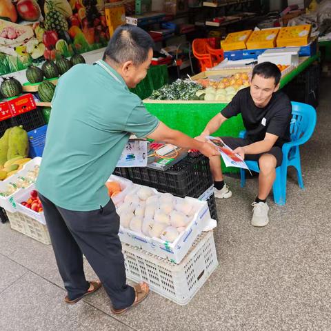 禁毒宣传进社区 ——县发改委开展禁毒知识宣传活动