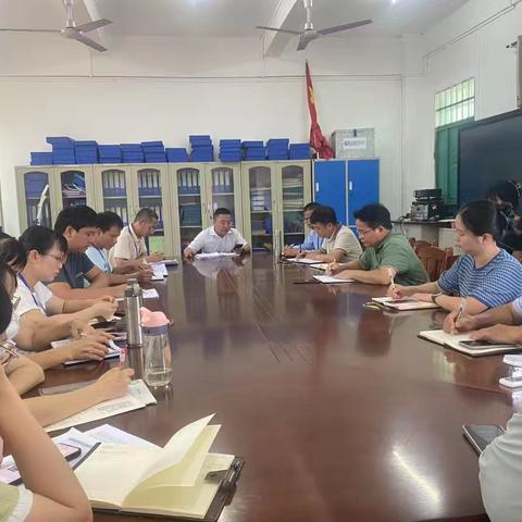 静夜安寝，拒绝夜行— —临高县南宝中学"晚安守护"安全行动