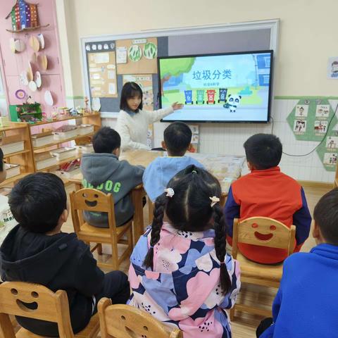 许昌实验幼儿园“垃圾分类周”班级活动小结 混龄二班