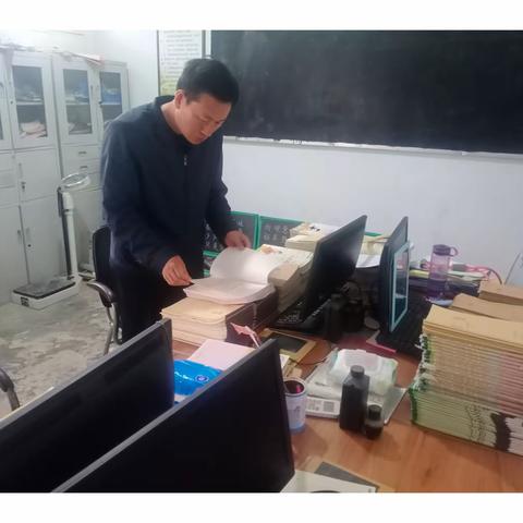 以常规抓教学，以检查促提升-﹣遂平县文城乡上仓学校教学常规检查