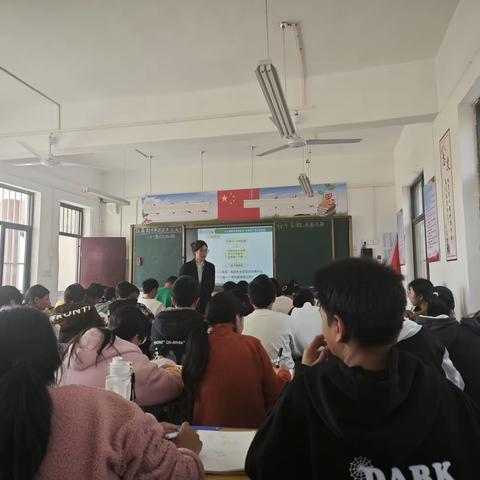 研数学之美 享数学所获——项城市莲溪初级中学教育集团数学送教下乡活动